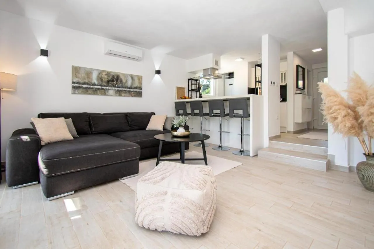 Forest Serenity Villa  Pazin